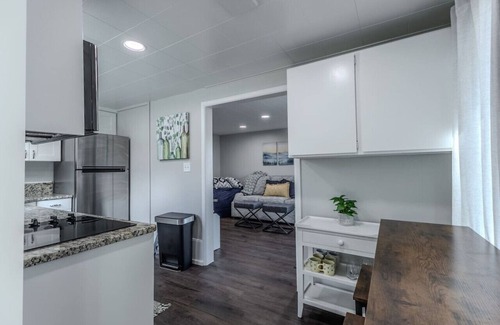 Panguitch House | Courtyard Hot Tub in the Heart of Downtown