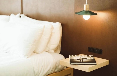 San Jacinto Hotel | Courtyard Pool + Rooftop Vibes | Double Queen Near Gulf