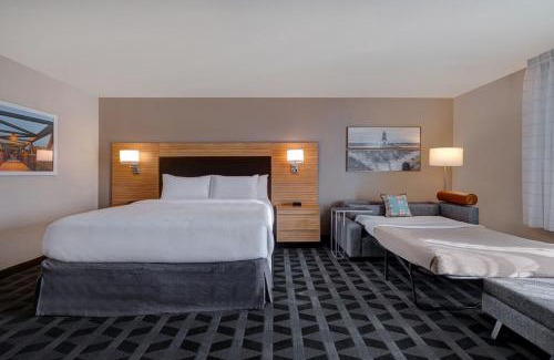 Richmond Heights Hotel | Courtyard St. Louis Brentwood