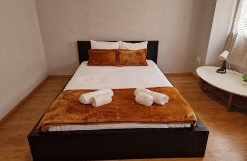 Lisbon Old Town Cabin | Cousy Estrela