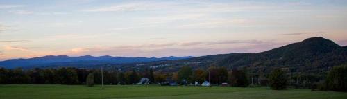 Websterville Bed & Breakfast | Couture Farm at Millstone Hill
