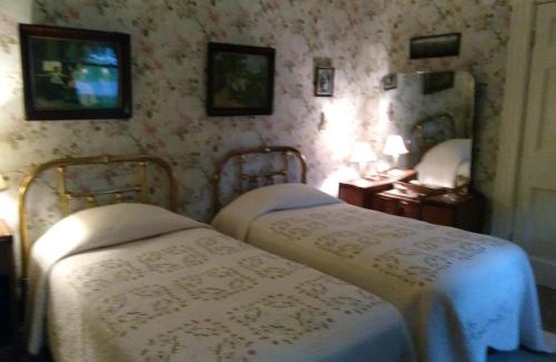Websterville Bed & Breakfast | Couture Farm at Millstone Hill
