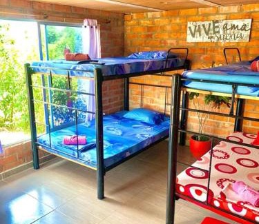 Melgar Apartment | COVEÑITAS Cabaña CARIBE, con piscina tipo playa, capacidad máxima 34 personas