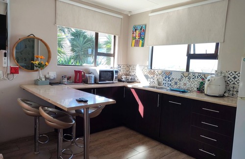 East London House | Cove View Bed & Breakfast