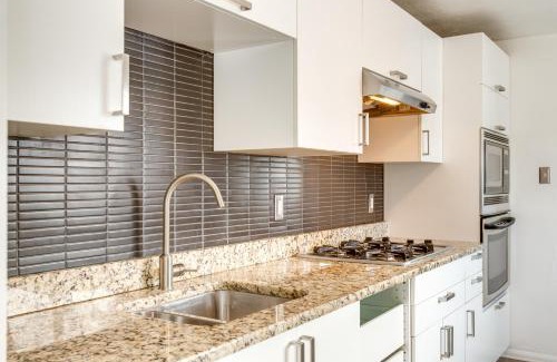 Sheridan House | Covered Patio, Gas Grill and Yard Sheridan Home!