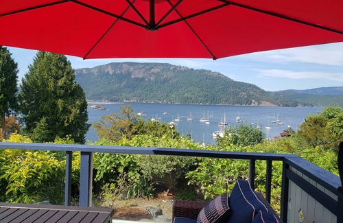 Cowichan Bay House | Cowichan Bay Hideaway