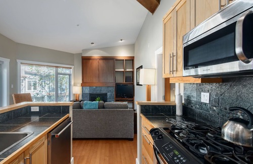 Tofino Hotel | Cox Bay Beach Resort