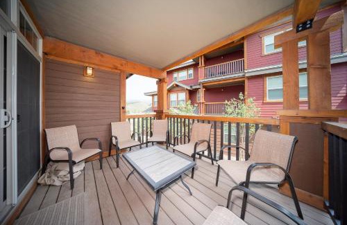 Fraser House | Cozens Pointe Building I Unit I201 by Stay Winter Park