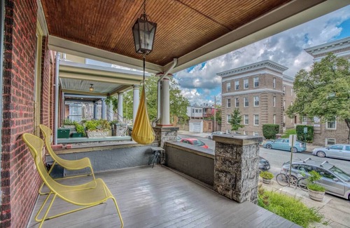 Charles Village Apartment | Cozy 1 bdrm/1 bath Charles Village/Hopkins Apartment