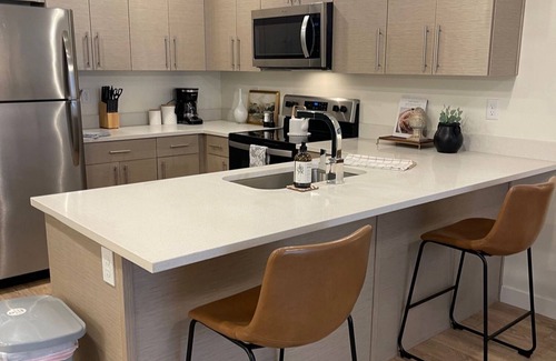 Draper Condo | Cozy 1 Bed 1 Bath Apartment w/Pool, Hot Tub, Gym, Pool Table, Arcade Games