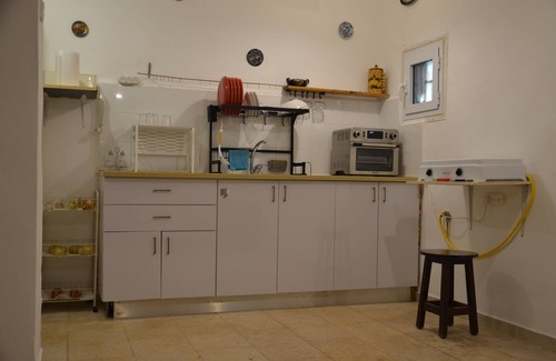 Beersheba Apartment | Cozy 1-bedroom apartment with a beautiful garden in Be'er Sheva with WiFi, AC