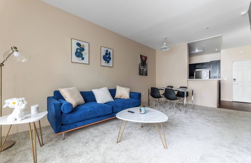 Westchester Apartment | Cozy 1-bedroom apartment near LAX and SoFi stadium! Free parking!