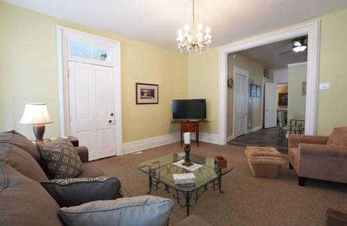 Maysville Apartment | Cozy 1-bedroom apartment in charming Maysville - Apt B