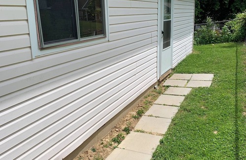 Bedford Apartment | Cozy 1-bedroom apartment in terrific Bedford with AC, WiFi
