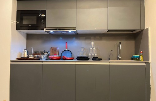 Noida Apartment | Cozy 1-bedroom apartment in Noida with AC, WiFi & Majestic City View