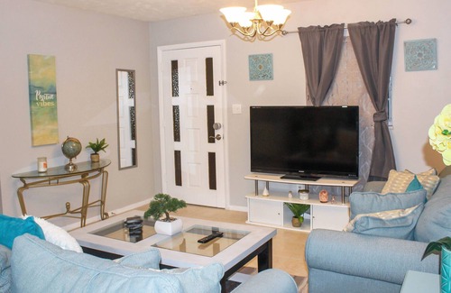 Fairvilla House | COZY 1 BEDROOM HOUSE UNIVERSAL & DOWNTOWN 20 MINUTES AWAY