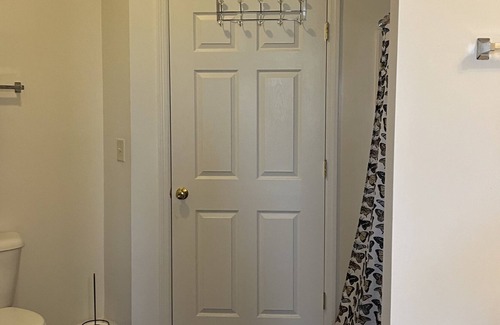 Hampton Apartment | Cozy 1 bedroom in the heart of Hampton!