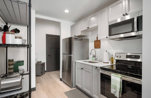 Wabash Apartment | Cozy 1-bedroom loft apartment with AC and WiFi in charming Wabash