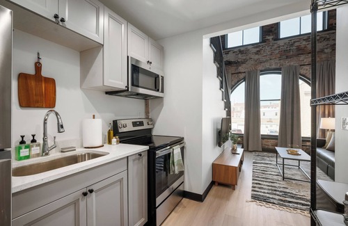Wabash Apartment | Cozy 1-bedroom loft apartment with AC and WiFi in charming Wabash