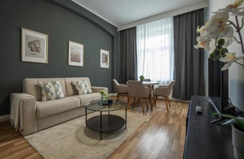Brigittenau Apartment | Cozy 1-BR apartment with a king bed in a calm area