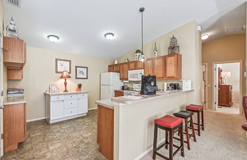 Duval Villa | COZY 2/2 PATIO VILLAGE IN THE VILLAGE OF DUVAL, NEAR POOLS & GOLF COURSES!