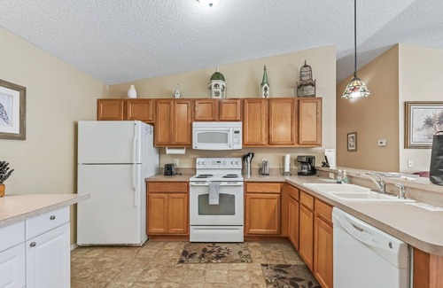 Duval Villa | COZY 2/2 PATIO VILLAGE IN THE VILLAGE OF DUVAL, NEAR POOLS & GOLF COURSES!