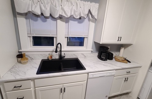 Rumford Apartment | Cozy 2-bedroom apartment in lovely Rumford
