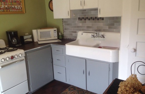 Hunter Apartment | Cozy 2 Bedroom Apt - Walk To Hunter Mountain In The Catskills