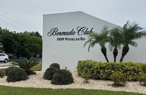 McGregor Condo | Cozy 2-bedroom condo in tranquil Fort Myers 15 minutes to Ft. Myers Beach
