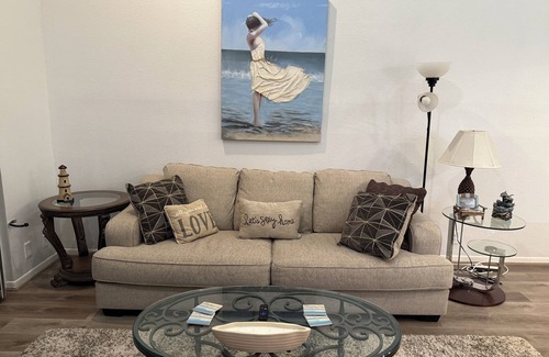 Walden on Lake Conroe Condo | Cozy 2-bedroom condo on the water, with community pool and fitness center.