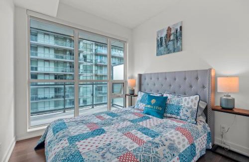 Yonge-Eglinton Apartment | Cozy 2 Bedroom Dunfield Ave Apartment