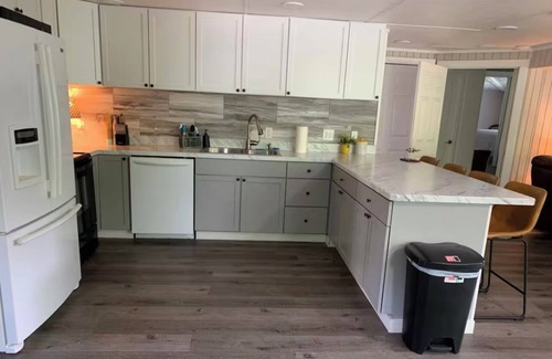 Loudonville Apartment | Cozy 2-bedroom Duplex Located at Loudonville Campground