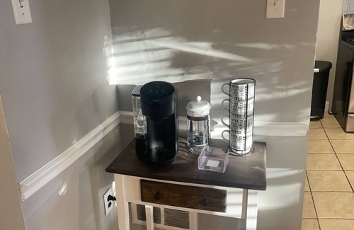 Bausman House | Cozy 2-bedroom house in Lancaster - Minutes to center city