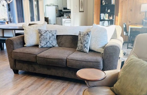 Fridley House | Cozy 2-bedroom retreat in Fridley with Treehouse vibes