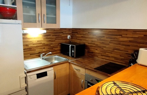 Prapoutel Apartment | Cozy 2-Room Cabin Apt, Heart of Prapoutel, Near Lifts & Shops, Sleeps 6