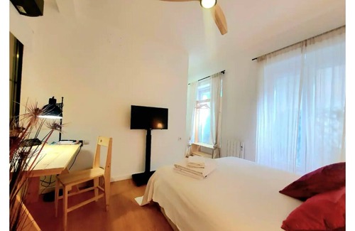 Palos de la Frontera Apartment | COZY 2 ROOMS APARTMENT CLOSE TO ATOCHA RENFE