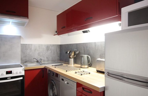 Mont-Dore Apartment | Cozy 2-Star Apartment Near Slopes in Mont-Dore – 5 Guests, Parking Included