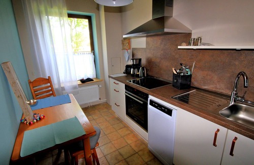 Allermohe Apartment | Cozy, 2018 newly furnished apartment in the green east of Hamburg.