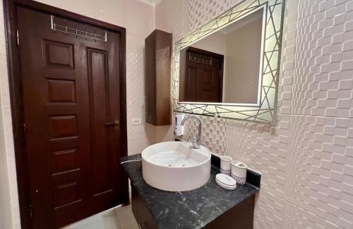 Al-Khalifa Apartment | Cozy 2BR Apartment in Maadi