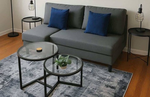 North Park Apartment | Cozy 2BR Apt near Parks & Shops