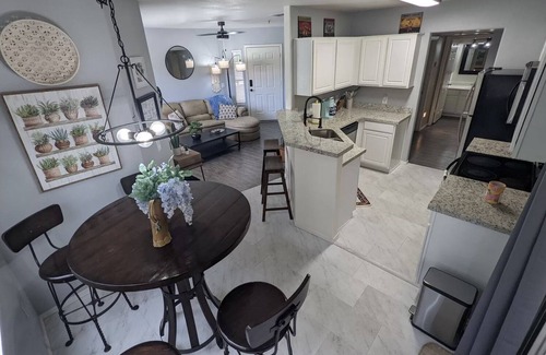 Gilbert Condo | Cozy 2BR condo near downtown Gilbert!