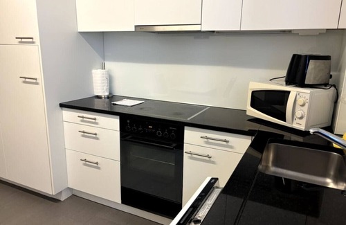 Enge Apartment | Cozy 2BR near lake and train station (Wille 8)
