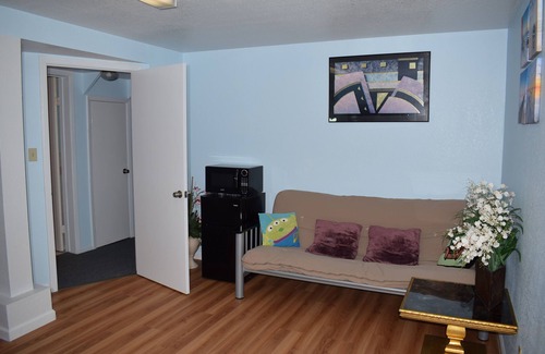 Ingleside Apartment | Cozy 2BR, Totally Private Suite With Parking, Convenient Public Transit