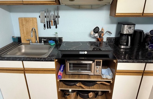 Ingleside Apartment | Cozy 2BR, Totally Private Suite With Parking, Convenient Public Transit