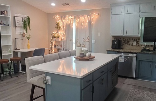 Duluth House | Cozy 3/2 Home Best Food Atl, Pet-Friendly, Quiet Safe, Fenced Yard, Privacy
