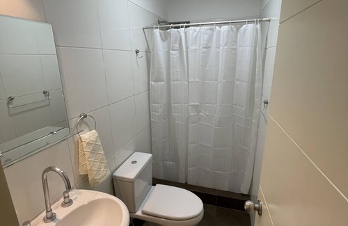 Miraflores Condo | Cozy 3 bedroom Best location in Miraflores free parking