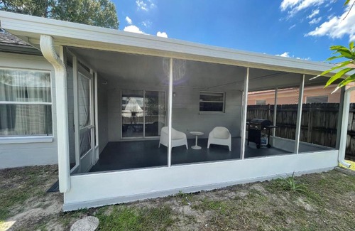 Carrollwood House | Cozy 3 bedroom home close to everything in Tampa!