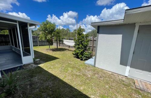 Carrollwood House | Cozy 3 bedroom home close to everything in Tampa!