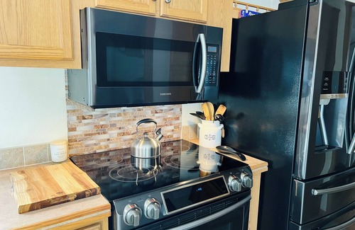 Moorefield House | Cozy 3 bedroom modern mobile home in charming Moorefield with WiFi