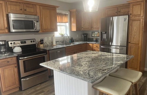 Alton House | Cozy 3-Bedroom Retreat in Alton- 1/2 mile from Lake Winnipesaukee w/WiFi & A/C